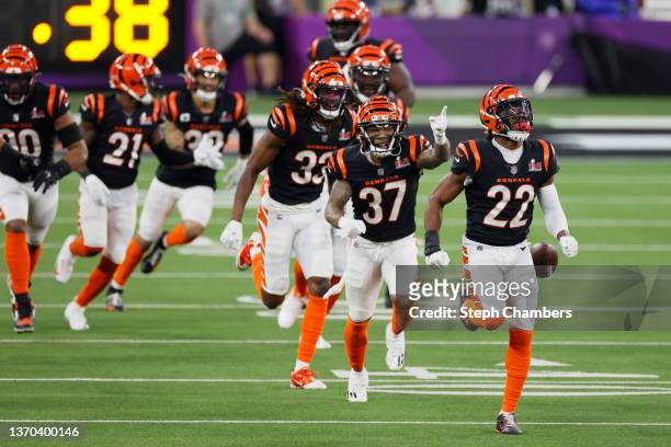 Chidobe Awuzie of the Cincinnati Bengals reacts after catching the ball for an interception in the third quarter of the game against the Los Angeles...