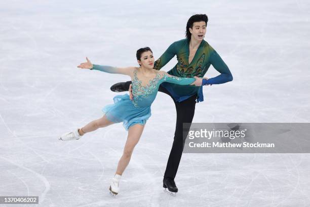 Shiyue Wang and Xinyu Liu of Team China skate during the Ice Dance Free Dance on day ten of the Beijing 2022 Winter Olympic Games at Capital Indoor...