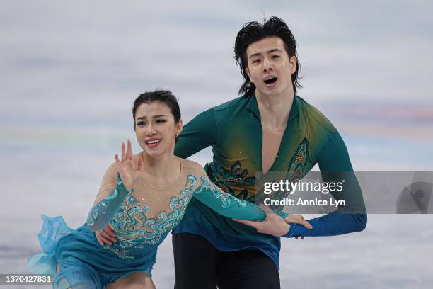 Shiyue Wang and Xinyu Liu of Team China skate during the Ice Dance Free Dance on day ten of the Beijing 2022 Winter Olympic Games at Capital Indoor...