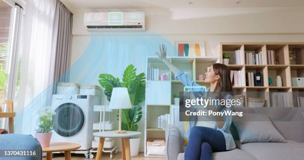 iot smart home concept - ventilador imagens e fotografias de stock