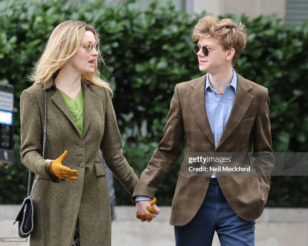 Thomas Brodie-Sangster & Talulah Riley Sighting
