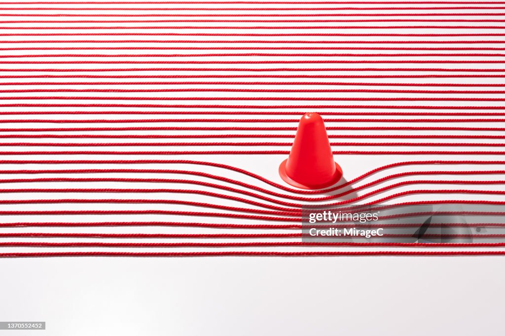 Red Rope Lines Turning to Avoid a Obstacle