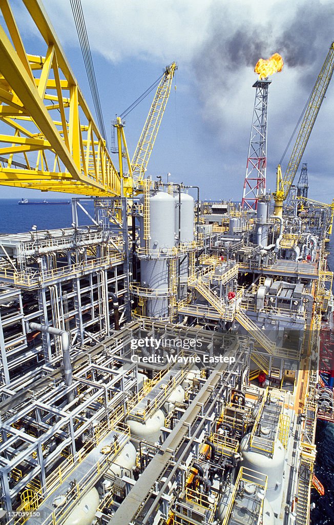 Offloading Operations Fpso Floating Production Storage Offloading Unit High-Res Stock Photo ...