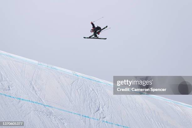 Katie Summerhayes of Team Great Britain performs a trick during the Women's Freestyle Skiing Freeski Slopestyle Final on Day 11 of the Beijing 2022...