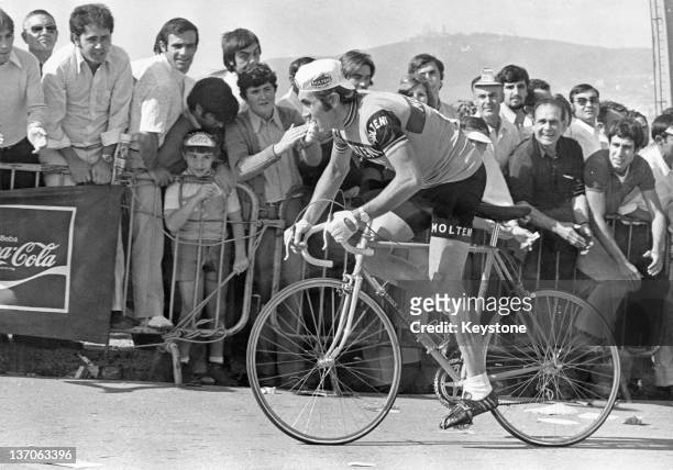 Belgian racing cyclist Eddy Merckx on his way to victory in the Escalada a Montjuic road race, Barcelona, Spain, 27th September 1972.