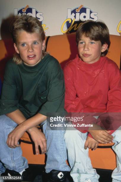 American child actor Zachery Ty Bryan and American child actor Jonathan Taylor Thomas attend the 6th Annual Nickelodeon Kids' Choice Awards, held at...