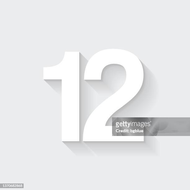 12 - nummer zwölf. icon mit langem schatten auf leerem hintergrund - flat design - 12 stock-grafiken, -clipart, -cartoons und -symbole