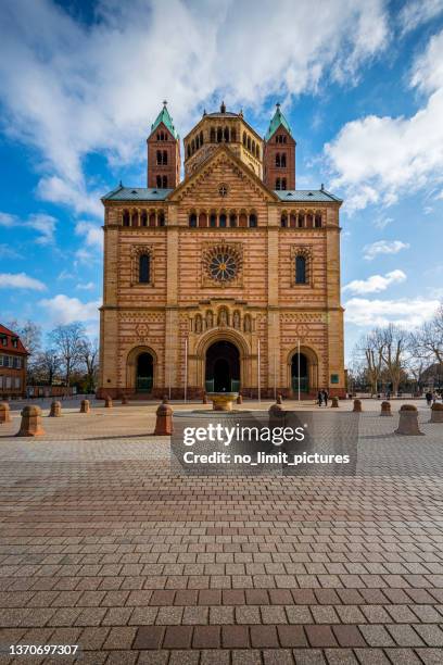 kaiserdom in speyer - kuppeldach oder kuppel stock-fotos und bilder