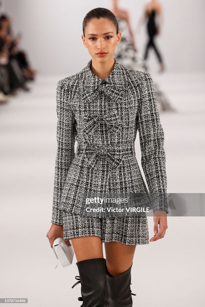 Carolina Herrera - Runway - Fall/Winter 2022-2023 New York Fashion Week