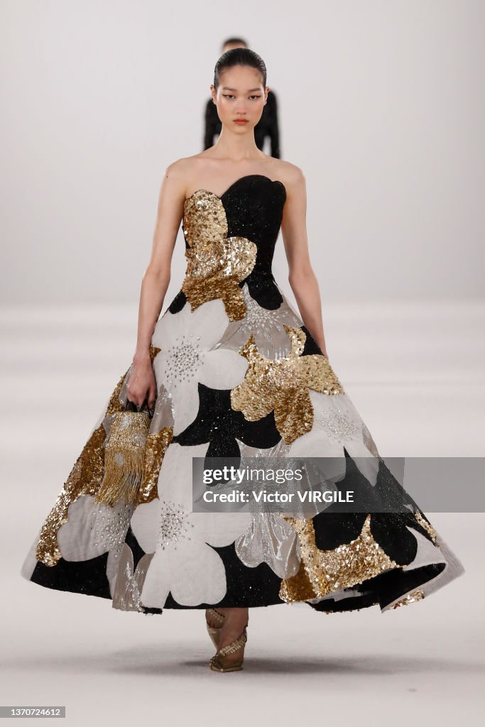 Carolina Herrera - Runway - Fall/Winter 2022-2023 New York Fashion Week