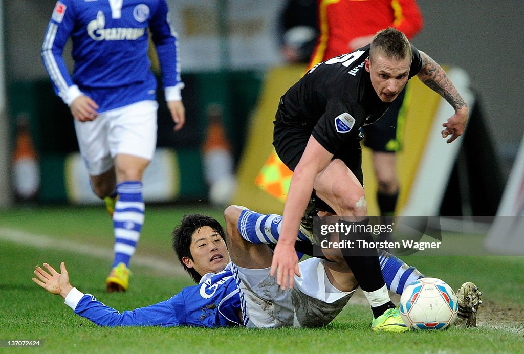 Schalke 04 v Vitesse Arnham - Friendly Match