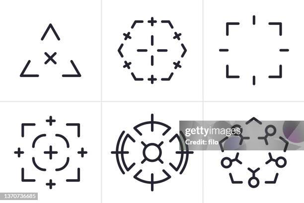 ilustrações de stock, clip art, desenhos animados e ícones de crosshair target reticle icons symbols design elements - alvo militar