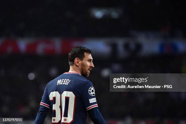 Leo Messi of Paris Saint-Germain looks on during the UEFA Champions League Round Of Sixteen Leg One match between Paris Saint-Germain and Real Madrid...