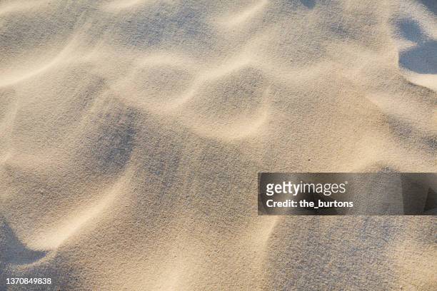 full frame shot of sand, abstract background - sand fotografías e imágenes de stock