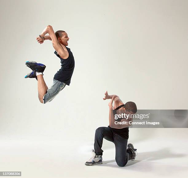 Man Defrending Black Man Bending Photos and Premium High Res Pictures - Getty Images