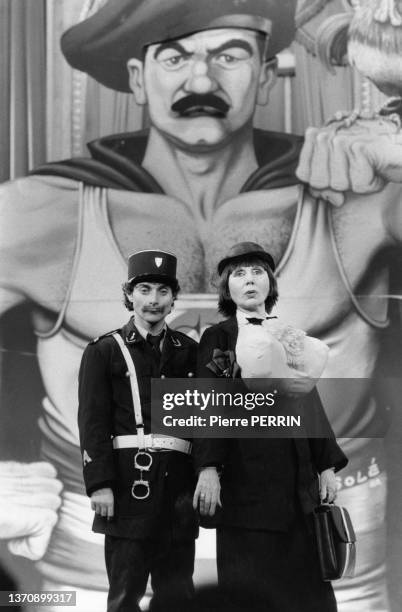 Alice Sapritch dans la pièce 'Superdupont Ze Show' au théâtre de l'Odéon le 15 décembre 1982 à Paris