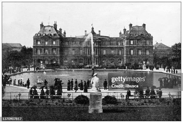 パリとフランスのアンティーク旅行写真:ルクセンブルク宮殿 - リュクサンブール公園点のイラスト素材／クリップアート素材／マンガ素材／アイコン素材