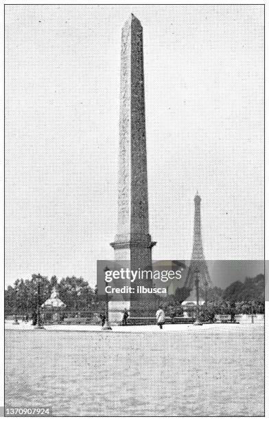 ilustraciones, imágenes clip art, dibujos animados e iconos de stock de fotografías de viajes antiguas de parís y francia: obelisco y torre eiffel - obelisco de lúxor