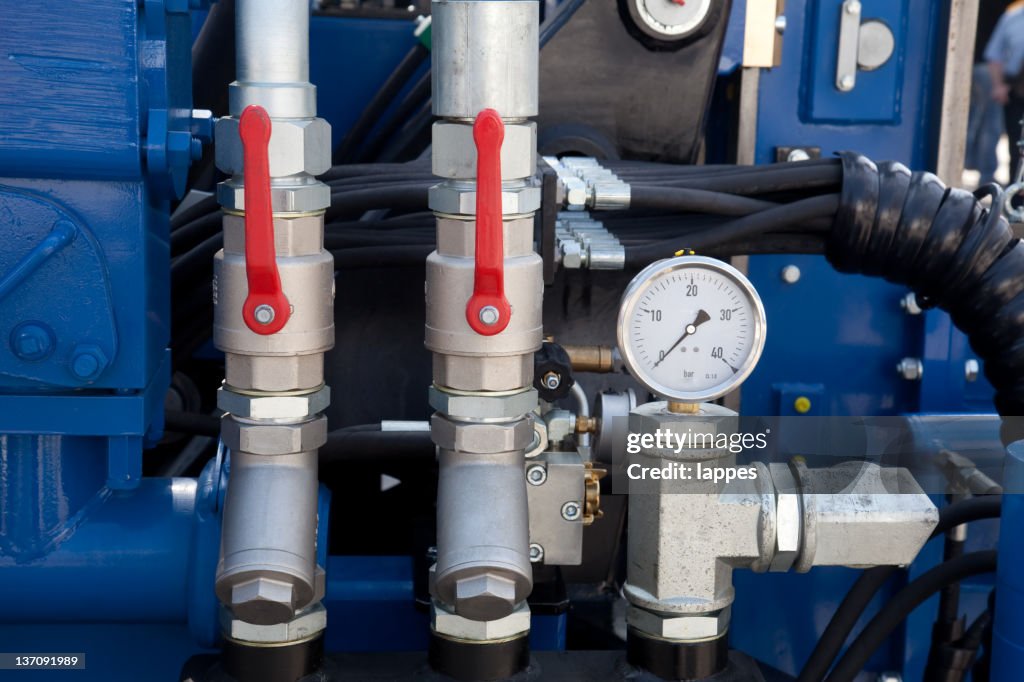 Hydraulic detail