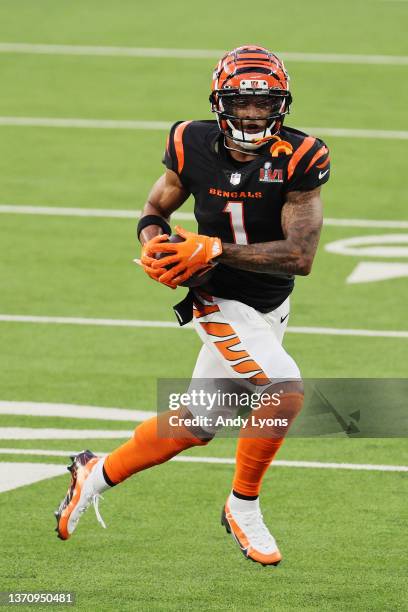 Ja'Marr Chase of the Cincinnati Bengals runs with the ball during Super Bowl LVI at SoFi Stadium on February 13, 2022 in Inglewood, California. The...
