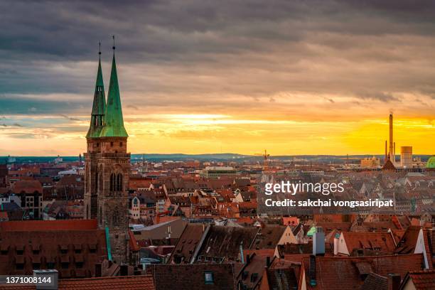 scenic view of the old town of nuremberg city against sky during sunset, bavaria, franconia, germany, europe - nuremberg stock pictures, royalty-free photos & images