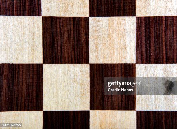 texture of wooden chessboard - chess board without photos et images de collection