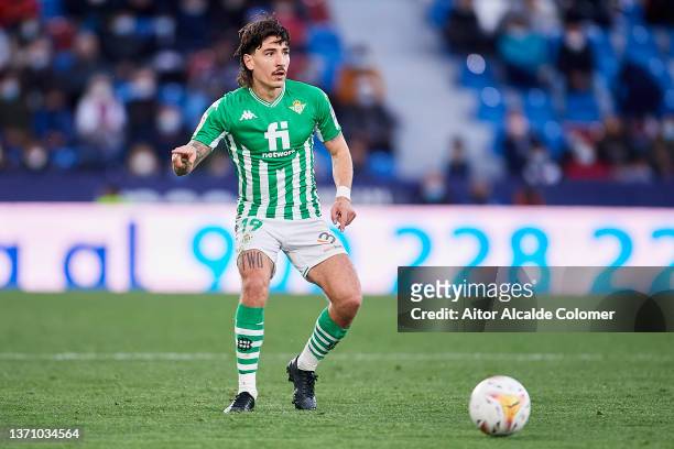 Hector Bellerin of Real Betis in action during the LaLiga Santander match between Levante UD and Real Betis at Ciutat de Valencia Stadium on February...