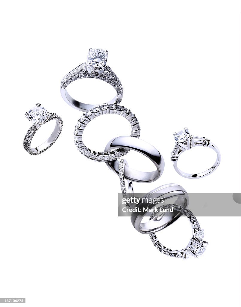Diamond rings linked