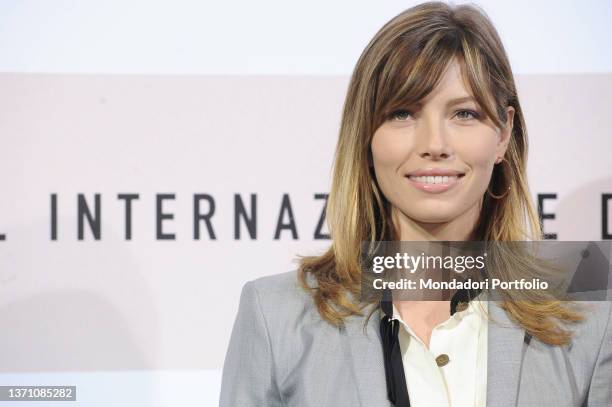 American actress Jessica Biel attends the photocall of the movie Easy Virtue during the 3rd Rome International Film Festival held at Auditorium Parco...