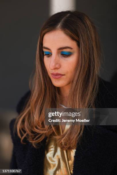 Fashion Week Guest is seen outside Bibhu Mohapatra during New Yorker Fashion Week on February 15, 2022 in New York City.