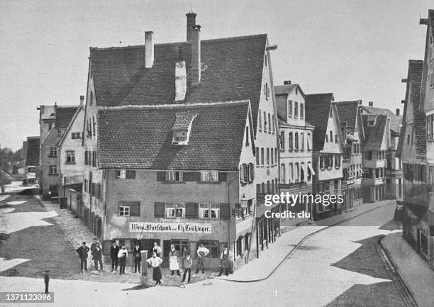 ilustrações, clipart, desenhos animados e ícones de ulm, alemanha, sterngasse, restaurante em primeiro plano - antique