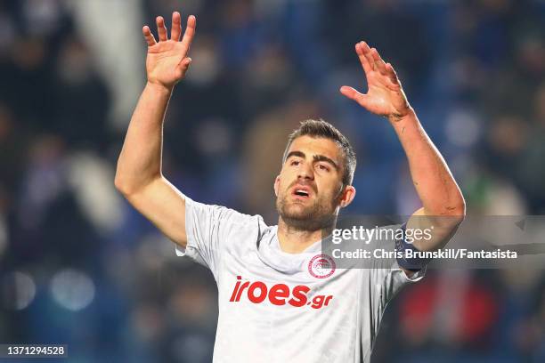 Sokratis Papastathopoulos of Olympiakos gestures during the UEFA Europa League Knockout Round Play-Offs Leg One match between Atalanta and Olympiacos...