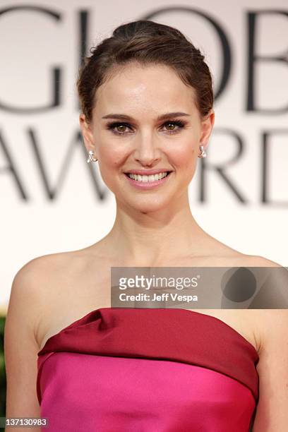 Actress Natalie Portman arrives at the 69th Annual Golden Globe Awards held at the Beverly Hilton Hotel on January 15, 2012 in Beverly Hills,...