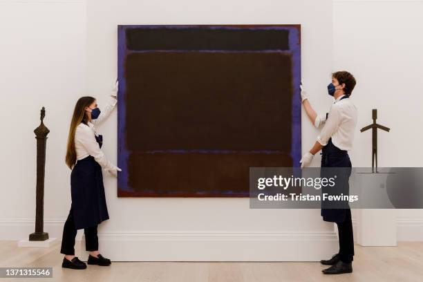 Mark Rothko Standing 527 Mark Rothko Photos Stock Photos, High-Res Pictures, and Images ...