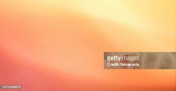 delicate blurred orange gradient background - sfondo arancione foto e immagini stock