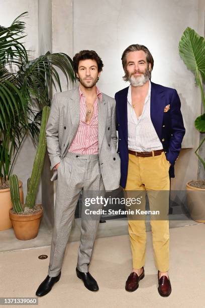 Jordan Masterson and Chris Pine attend the MATCHESFASHION Frieze Dinner with Dr. Woo at Simon House on February 17, 2022 in Beverly Hills, California.