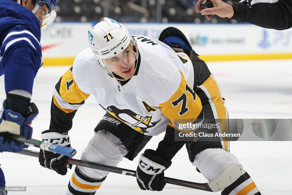 Pittsburgh Penguins v Toronto Maple Leafs