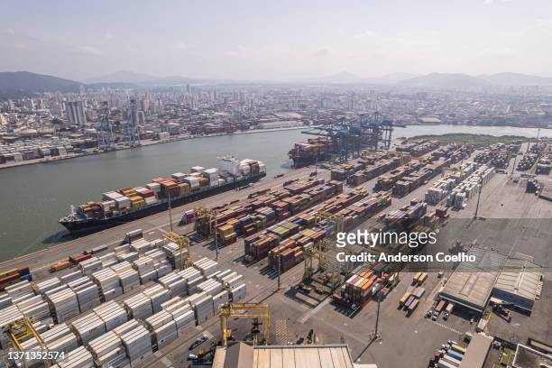 container port at sea cargo terminal. - brazilian stock exchange stock pictures, royalty-free photos & images