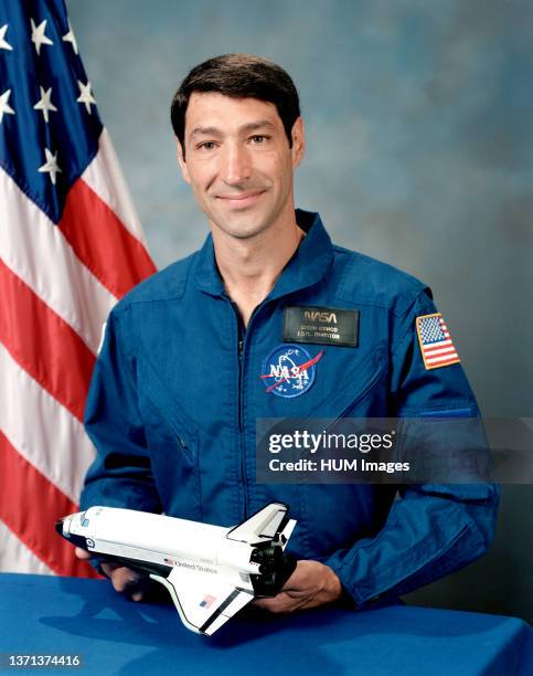 32 Mario Runco Jr Photos & High Res Pictures - Getty Images