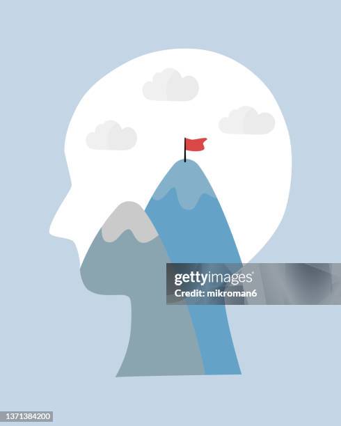 illustration of a head icon with images inside it - berge besteigung erfolg business stock-fotos und bilder