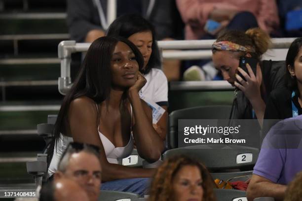 Venus Williams attends the match between Reilly Opelka of the United States and Adrian Mannarino of France during the Quarterfinals of the Delray...