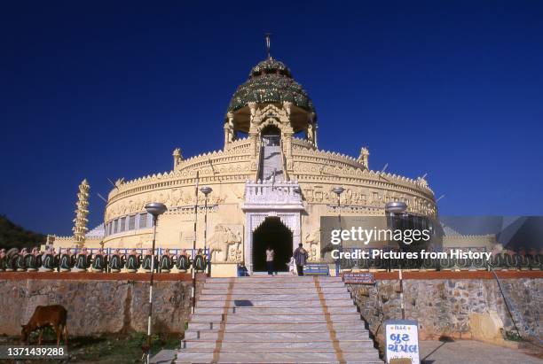 Samosaran Jain Mandir Photos and Premium High Res Pictures - Getty Images