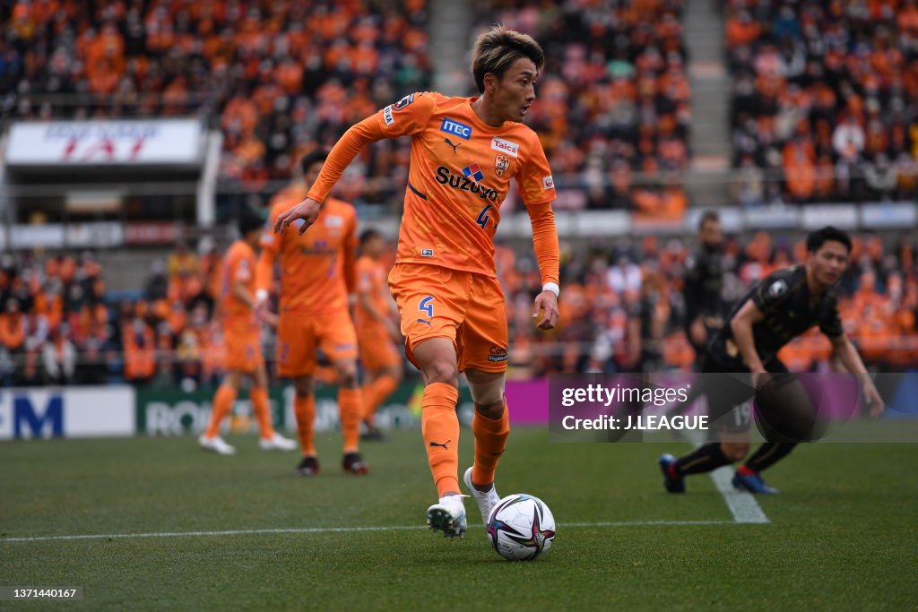 Shimizu S-Pulse v Hokkaido Consadole Sapporo - J.LEAGUE Meiji Yasuda J1