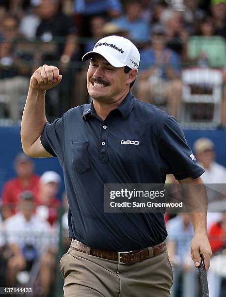 Johnson Wagner reacts after winning the Sony Open in Hawaii at Waialae Country Club on January 15, 2012 in Honolulu, Hawaii.