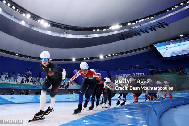 General View as Claudia Pechstein of Team Germany and Maryna Zuyeva of Team Belarus skate during the Women's Mass Start Semifinals on day fifteen of...