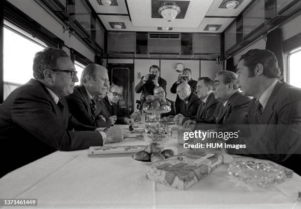 November 23 Ð Soviet Train Ð Union of Soviet Socialist Republics Ð Gerald R. Ford, Henry Kissinger, Helmut Sonnenfeldt, Ambassador Walter J....