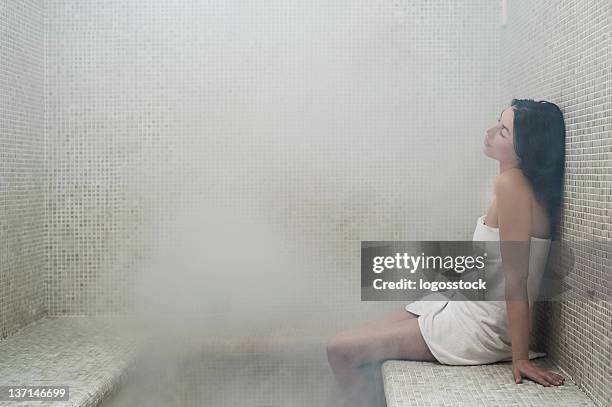 sala de vapor - casa de banhos públicos imagens e fotografias de stock