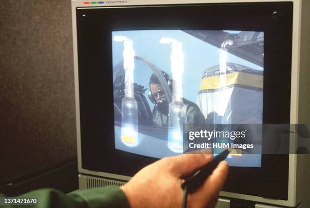 Computer Screen 1986 80s Computer Screen Photos and Premium High Res Pictures - Getty Images