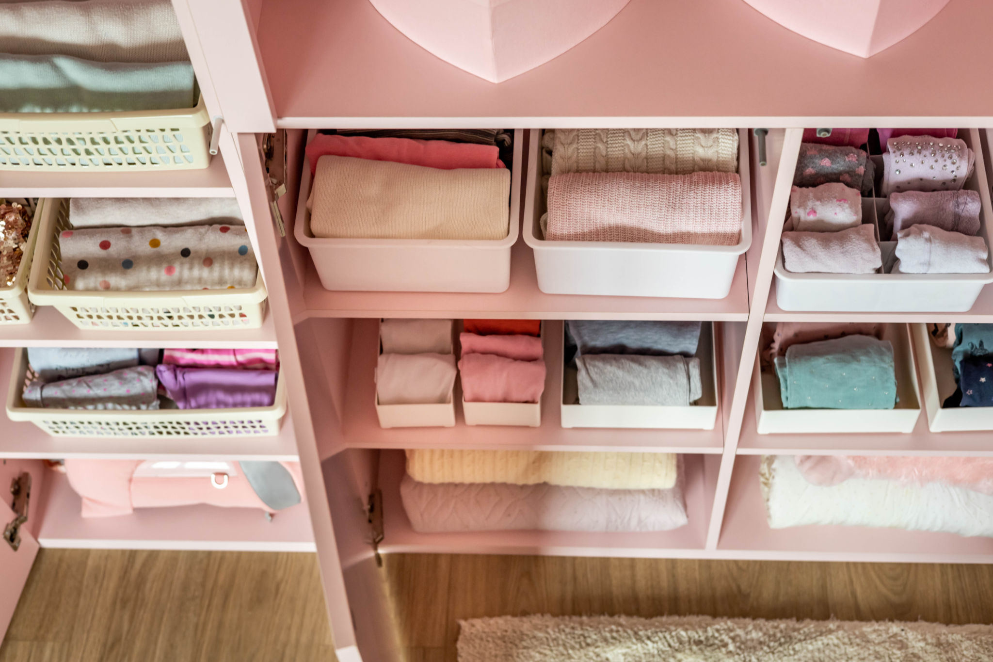 small room organization