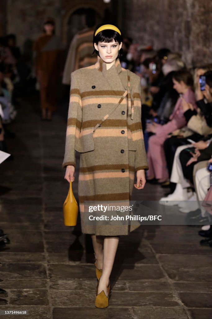 Eudon Choi - Runway - LFW February 2022